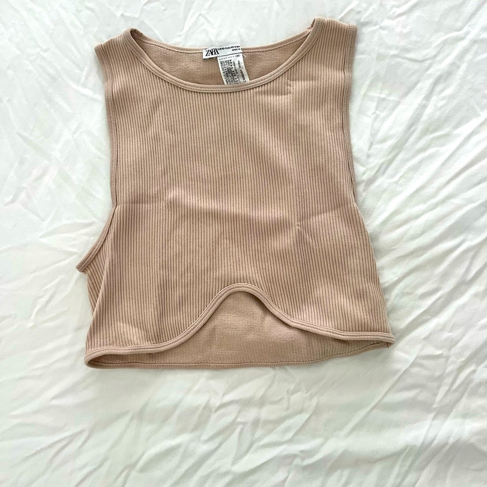 Zara beige crop top size women’s xs